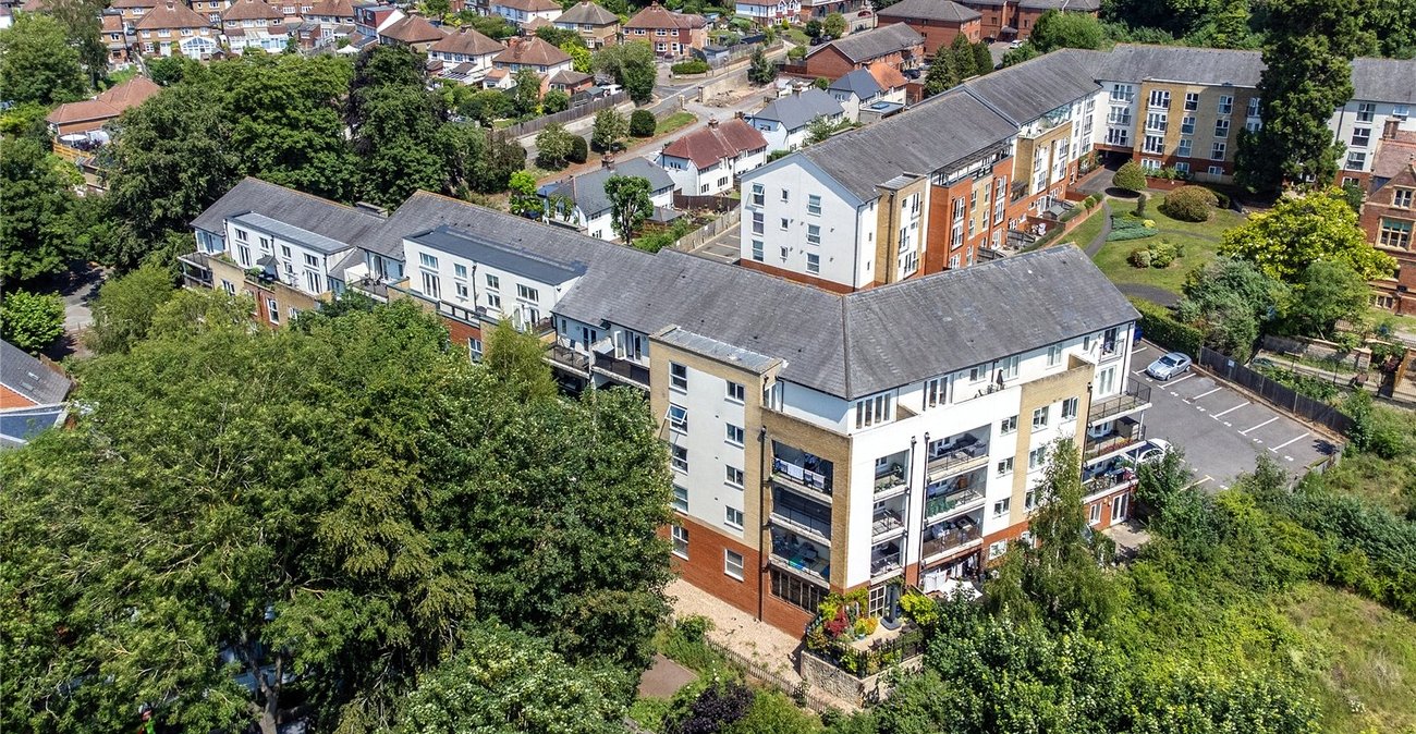 2 bedroom property for sale in Maidstone | Robinson Michael & Jackson