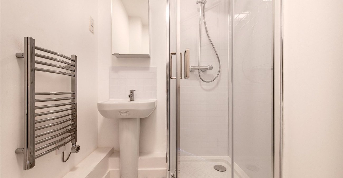 2 bedroom property for sale in Maidstone | Robinson Michael & Jackson