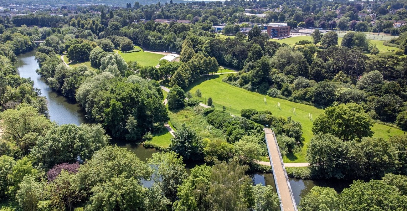 2 bedroom property for sale in Maidstone | Robinson Michael & Jackson