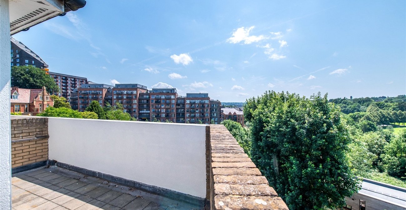 2 bedroom property for sale in Maidstone | Robinson Michael & Jackson