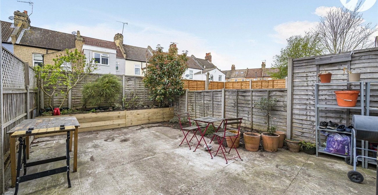4 bedroom house for sale in Plumstead | Robinson Jackson