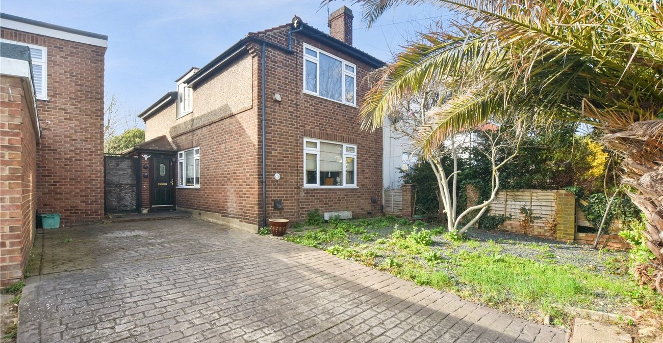 2 bedroom house for sale in Bexley | Robinson Jackson