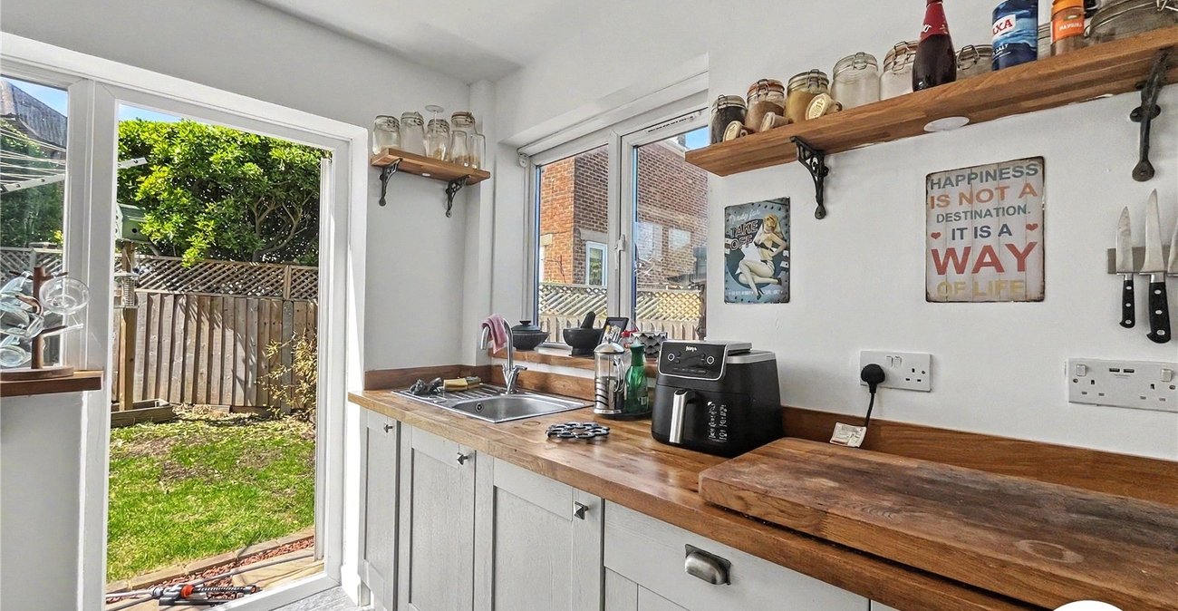 2 bedroom house for sale in Chatham | Robinson Michael & Jackson