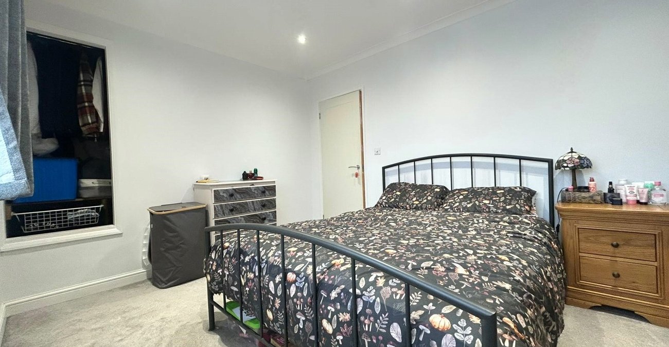 2 bedroom house for sale in Davis Estate | Robinson Michael & Jackson