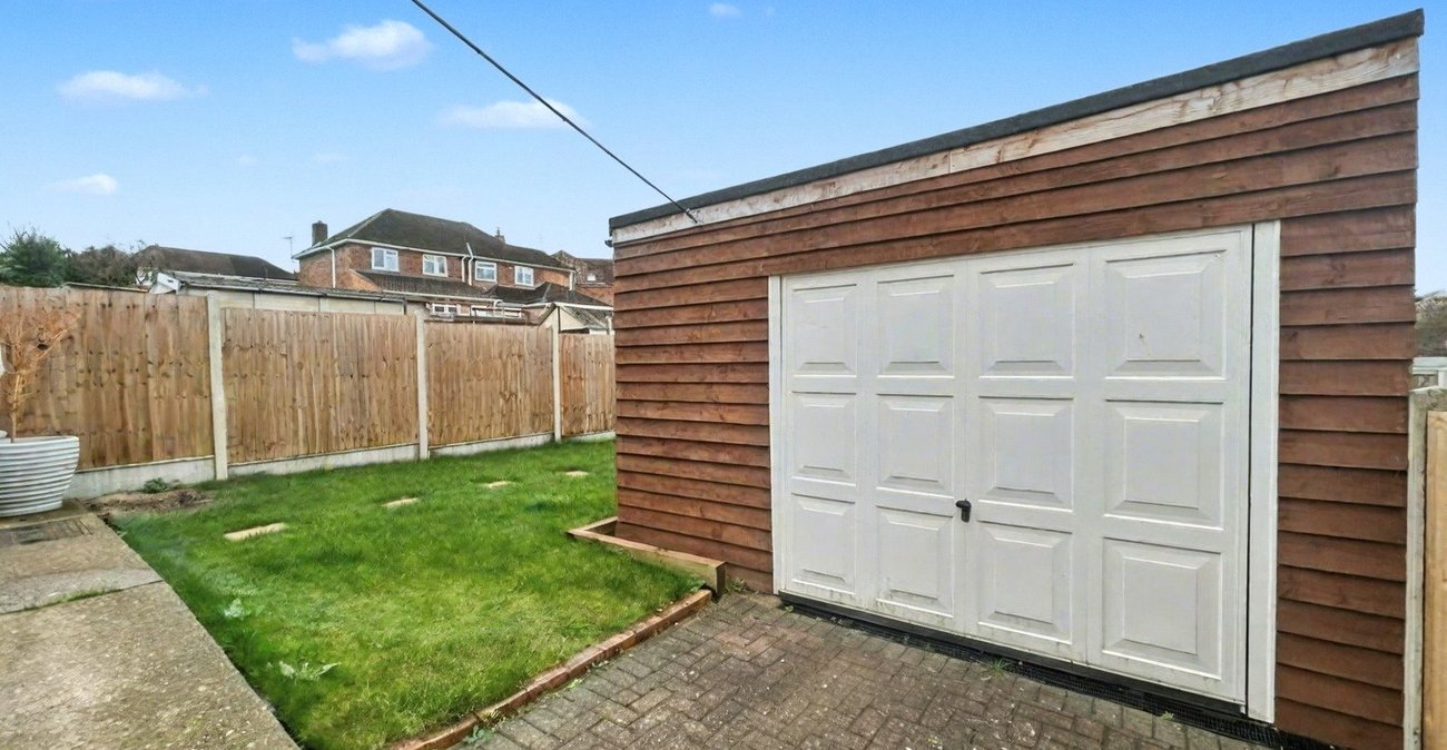 2 bedroom house for sale in Davis Estate | Robinson Michael & Jackson