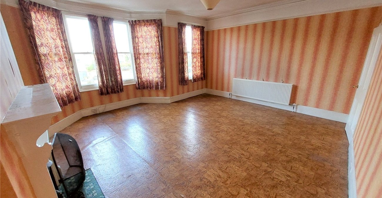 4 bedroom house for sale in Catford | Robinson Jackson