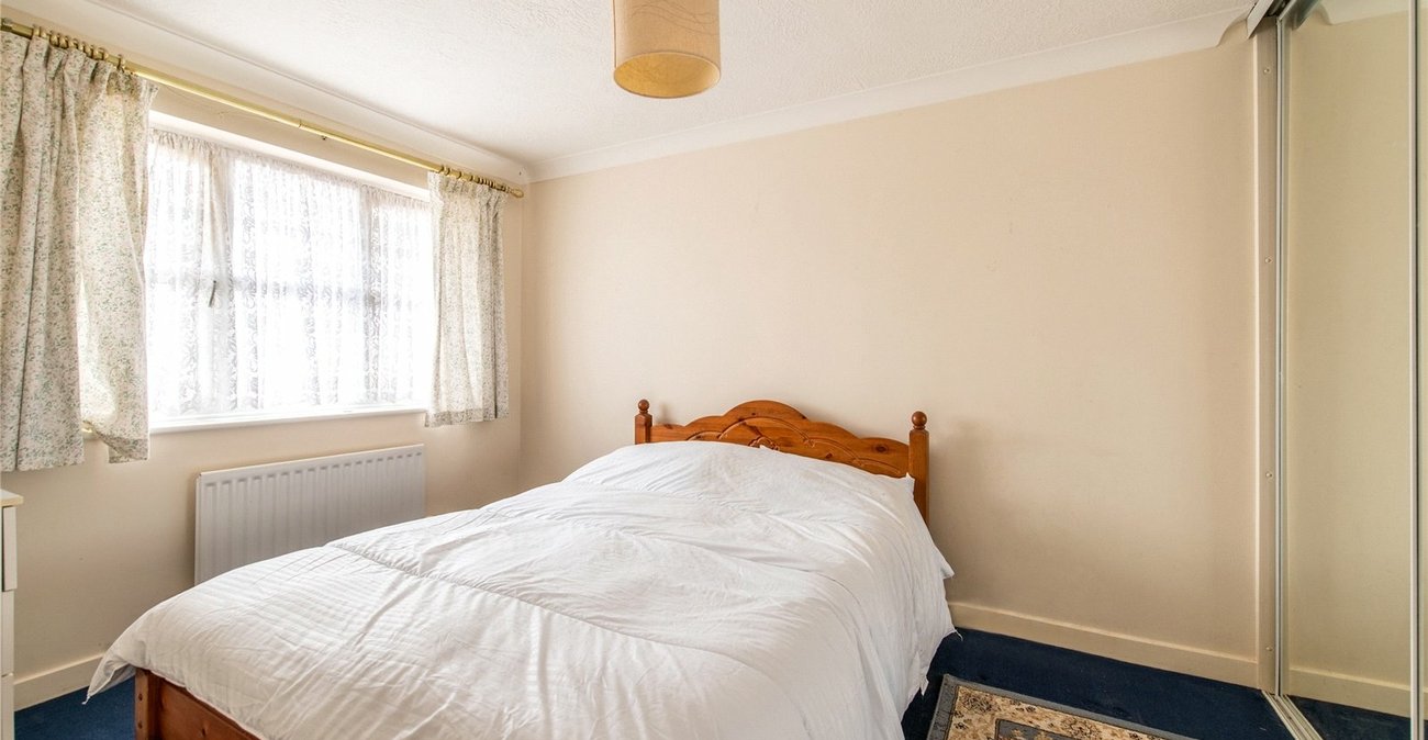 3 bedroom house for sale in Gravesend | Robinson Michael & Jackson