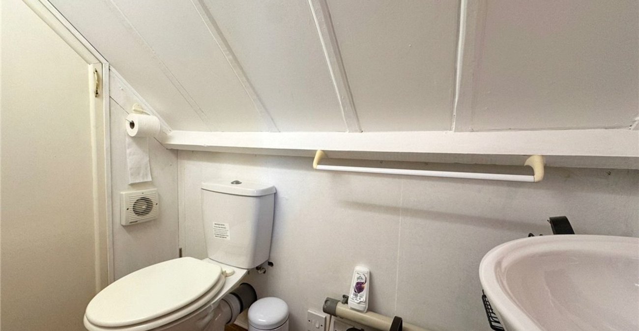 3 bedroom house for sale in Orpington | Robinson Jackson