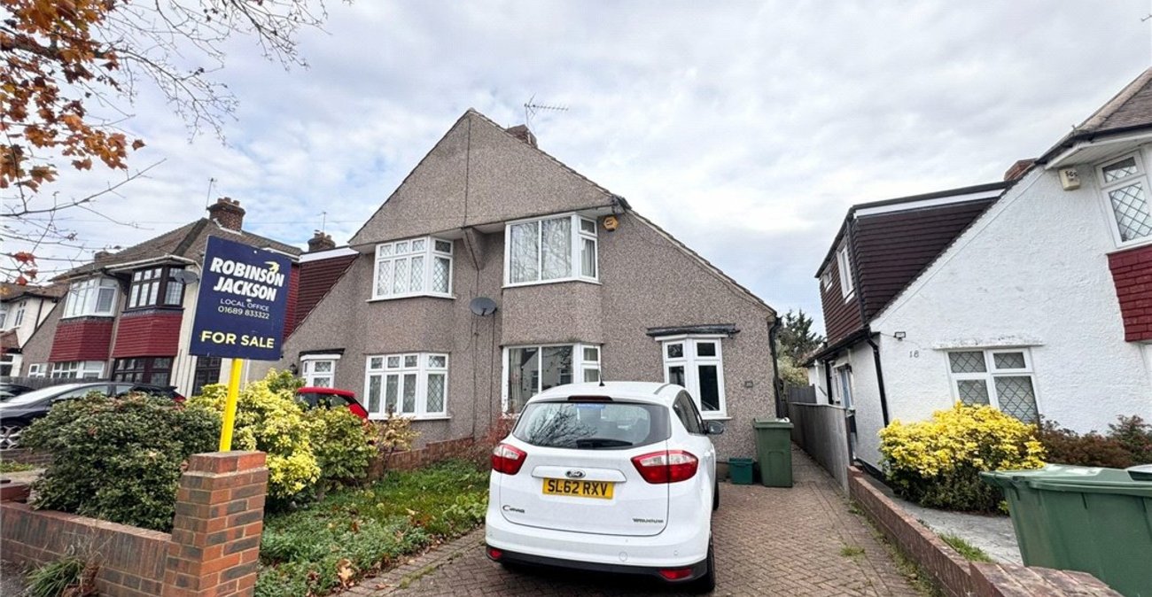 3 bedroom house for sale in Orpington | Robinson Jackson