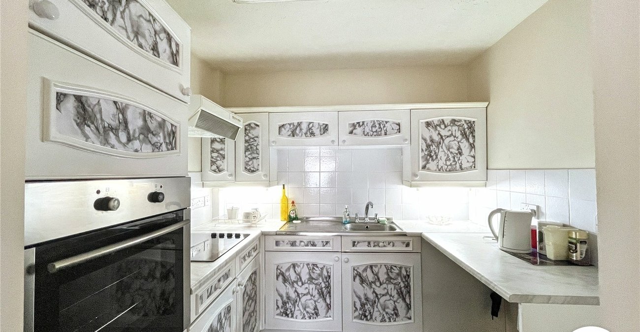 1 bedroom property for sale in Sittingbourne | Robinson Michael & Jackson