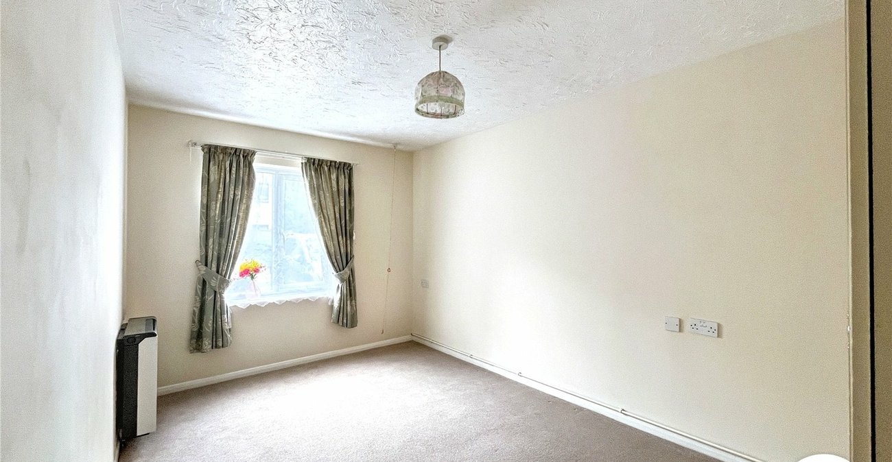 1 bedroom property for sale in Sittingbourne | Robinson Michael & Jackson
