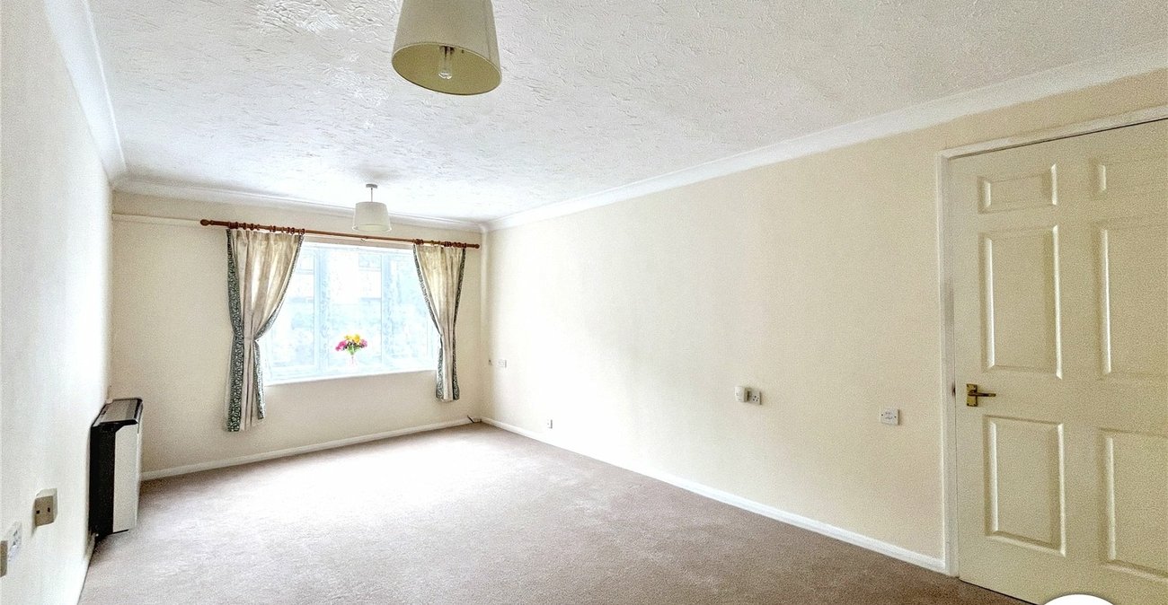 1 bedroom property for sale in Sittingbourne | Robinson Michael & Jackson
