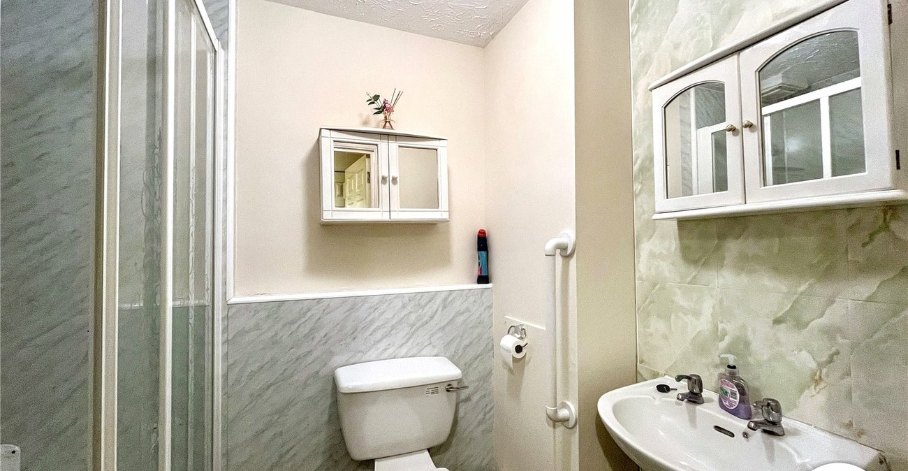 1 bedroom property for sale in Sittingbourne | Robinson Michael & Jackson