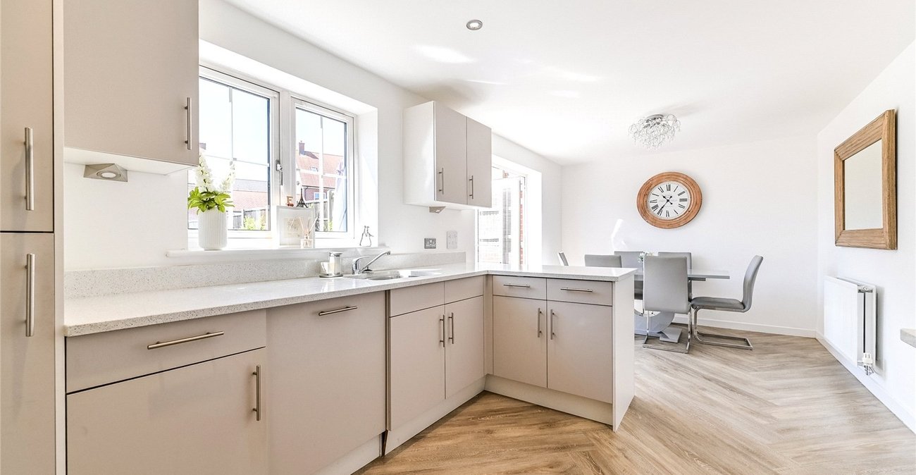 4 bedroom house for sale in Gravesend | Robinson Michael & Jackson