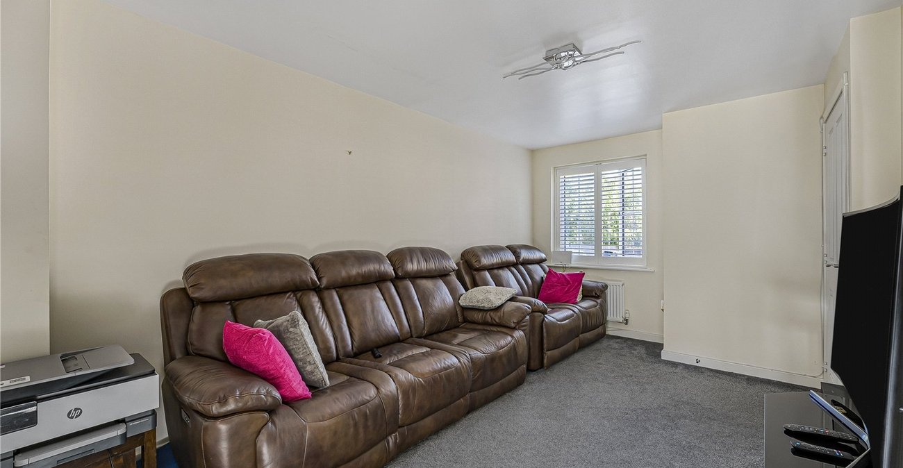 2 bedroom house for sale in Northfleet | Robinson Michael & Jackson