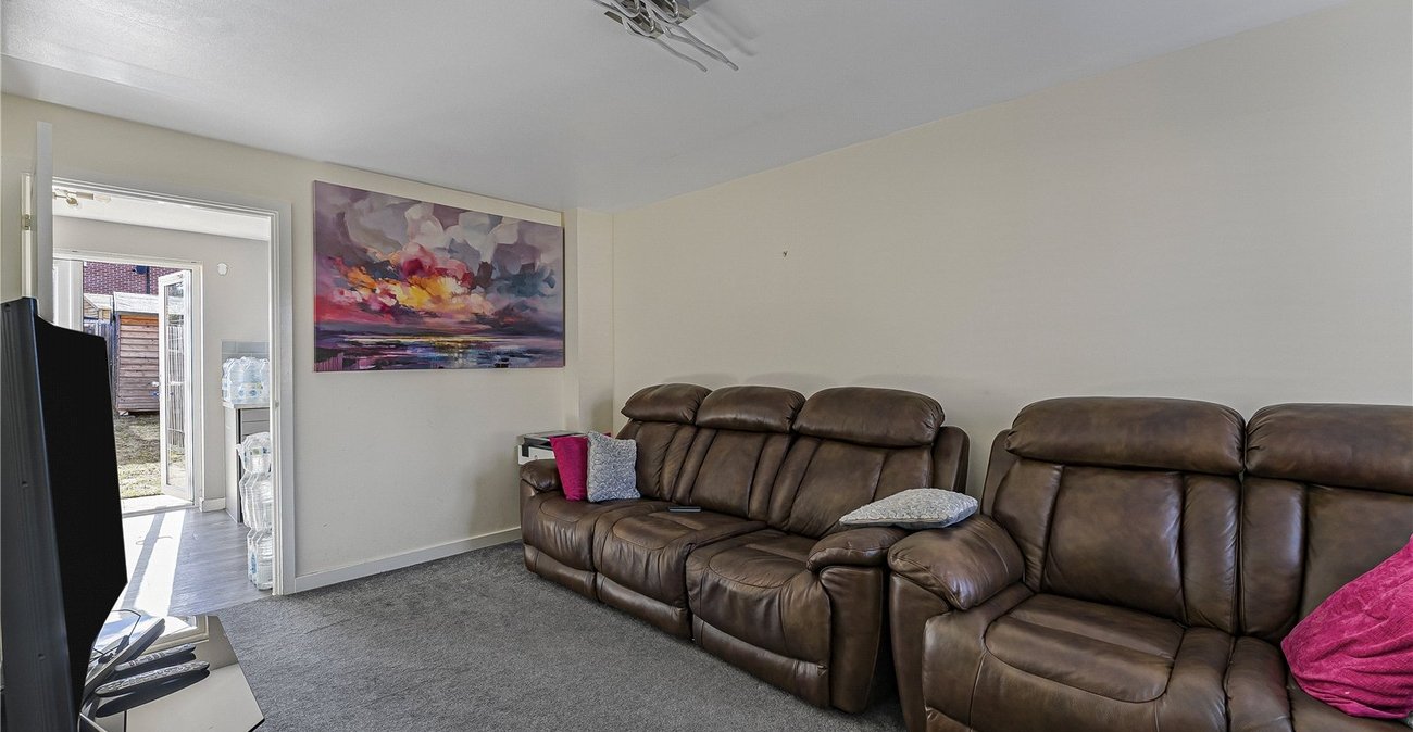 2 bedroom house for sale in Northfleet | Robinson Michael & Jackson