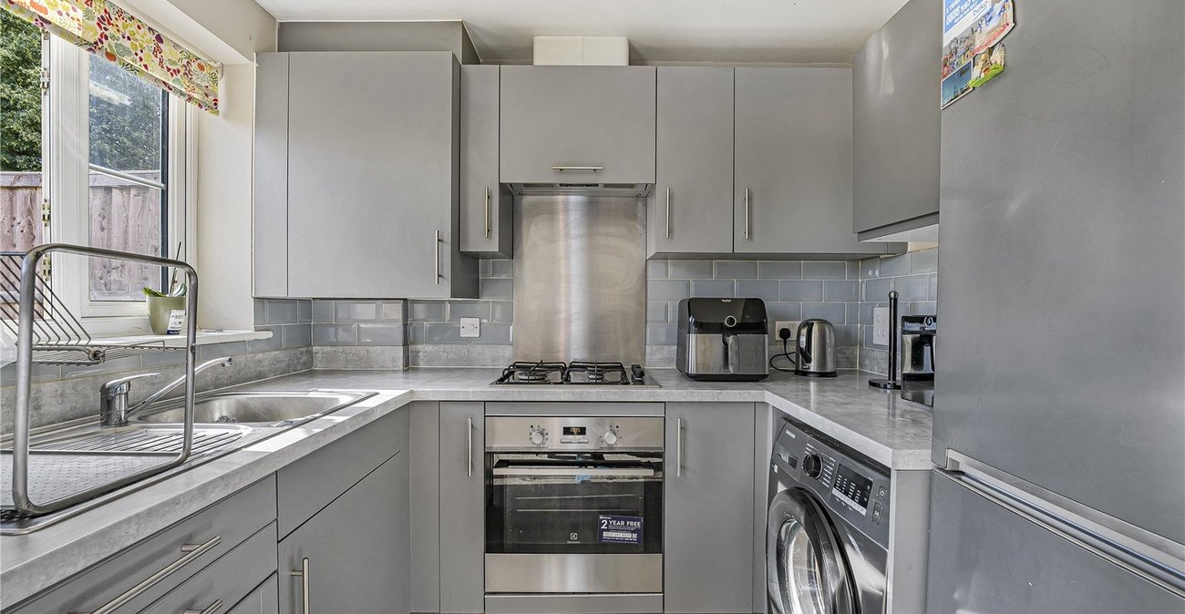 2 bedroom house for sale in Northfleet | Robinson Michael & Jackson