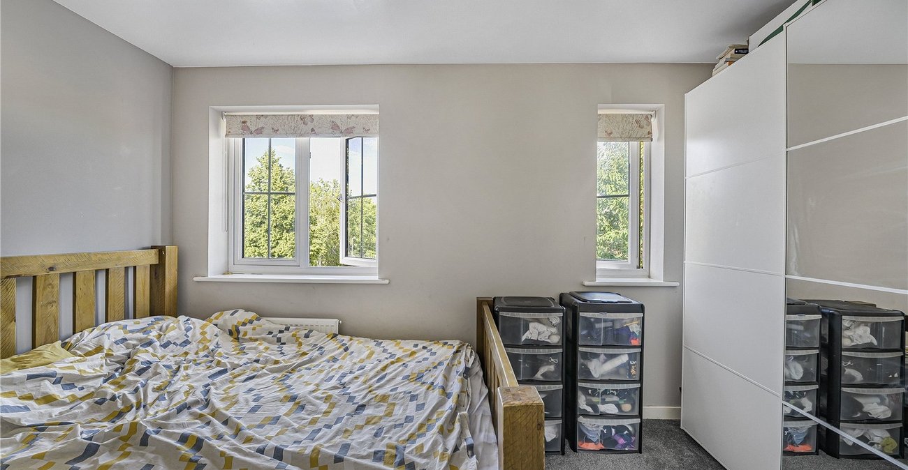 2 bedroom house for sale in Northfleet | Robinson Michael & Jackson
