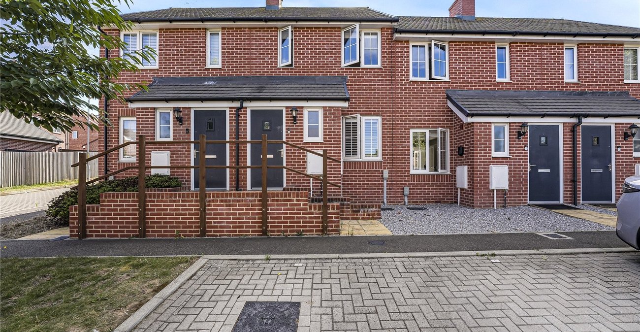2 bedroom house for sale in Northfleet | Robinson Michael & Jackson
