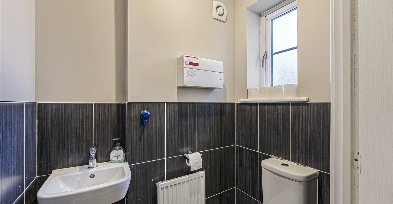 2 bedroom house for sale in Northfleet | Robinson Michael & Jackson