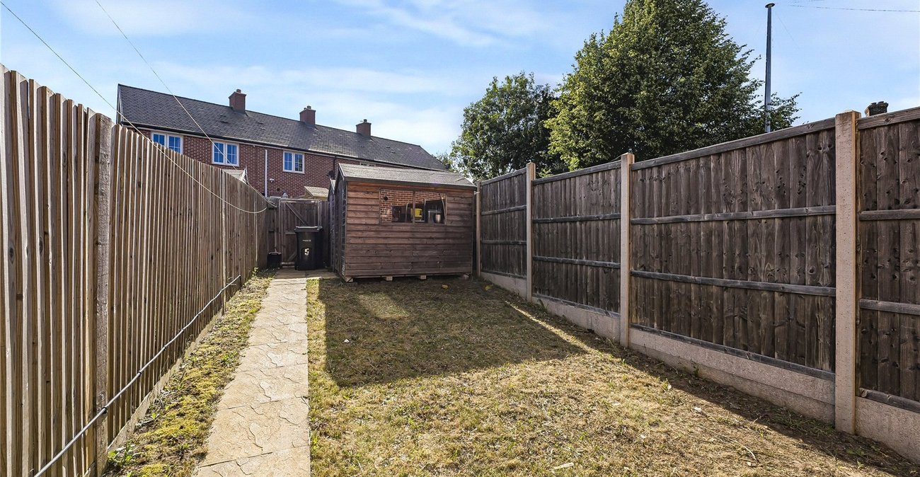 2 bedroom house for sale in Northfleet | Robinson Michael & Jackson
