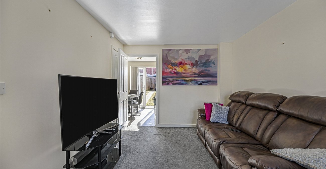 2 bedroom house for sale in Northfleet | Robinson Michael & Jackson