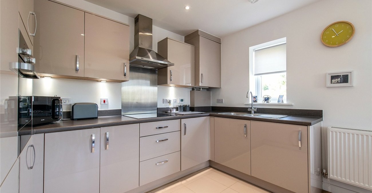 2 bedroom property for sale in Barming | Robinson Michael & Jackson