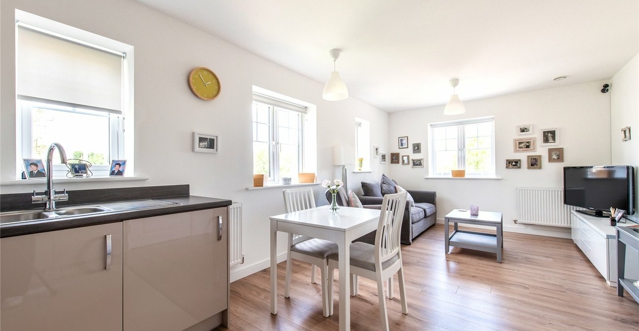 2 bedroom property for sale in Barming | Robinson Michael & Jackson