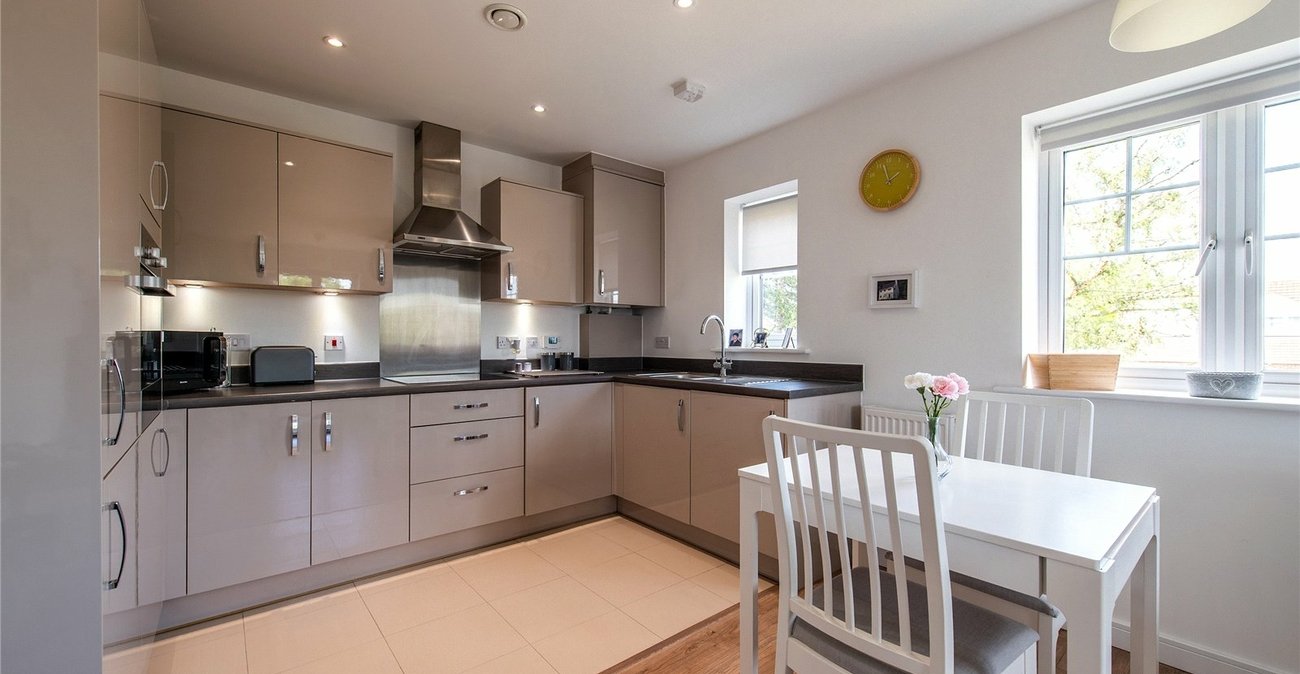 2 bedroom property for sale in Barming | Robinson Michael & Jackson