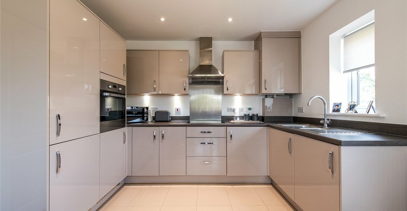 2 bedroom property for sale in Barming | Robinson Michael & Jackson