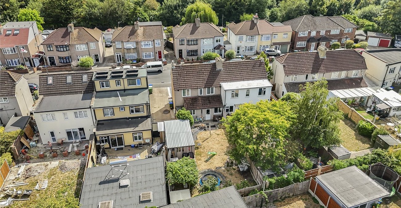 3 bedroom house for sale in Crayford | Robinson Jackson