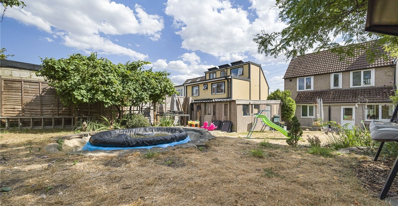 3 bedroom house for sale in Crayford | Robinson Jackson