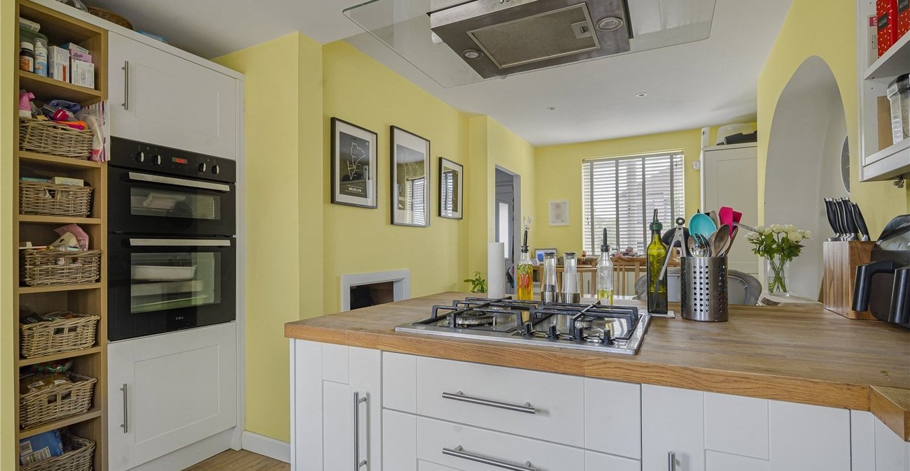 3 bedroom house for sale in Crayford | Robinson Jackson