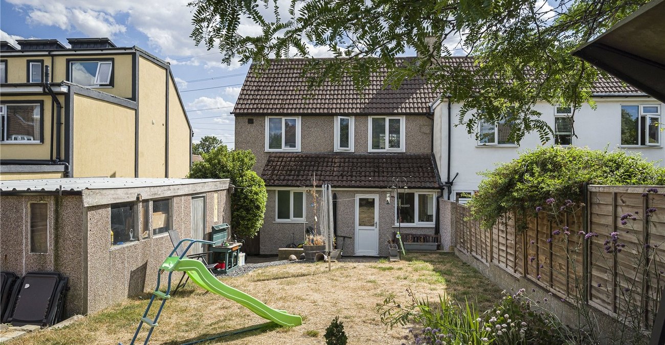 3 bedroom house for sale in Crayford | Robinson Jackson