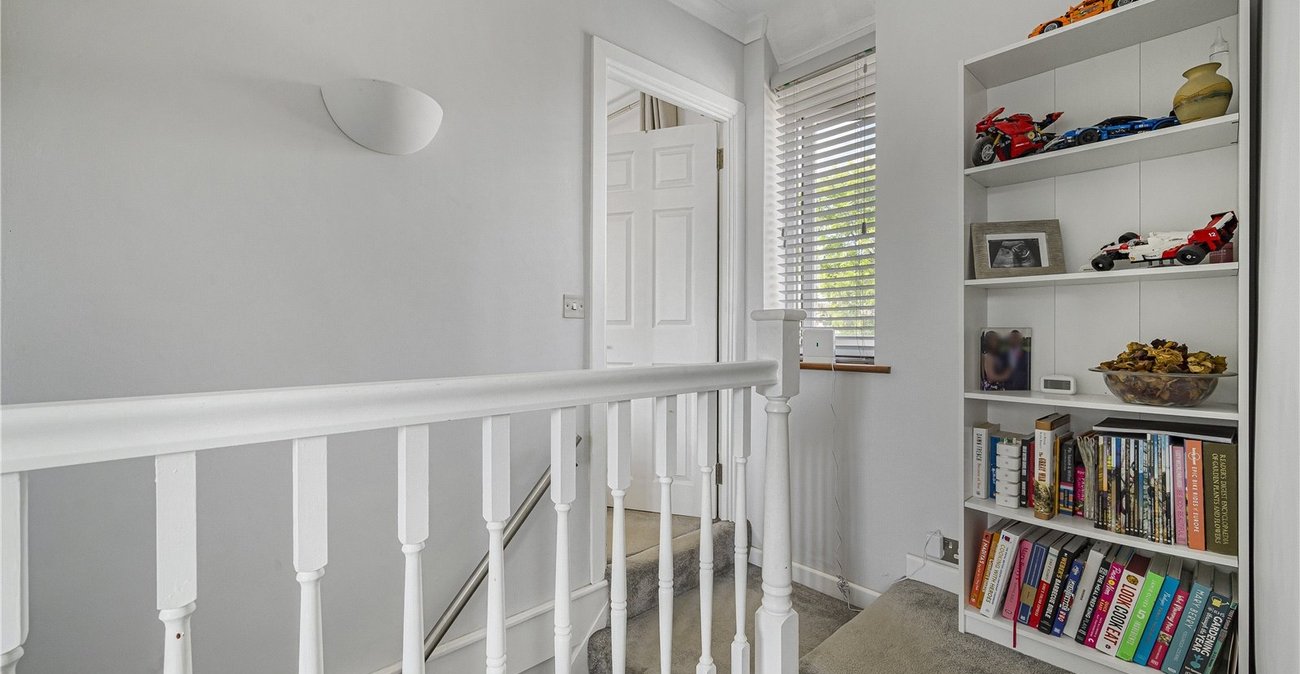 3 bedroom house for sale in Crayford | Robinson Jackson