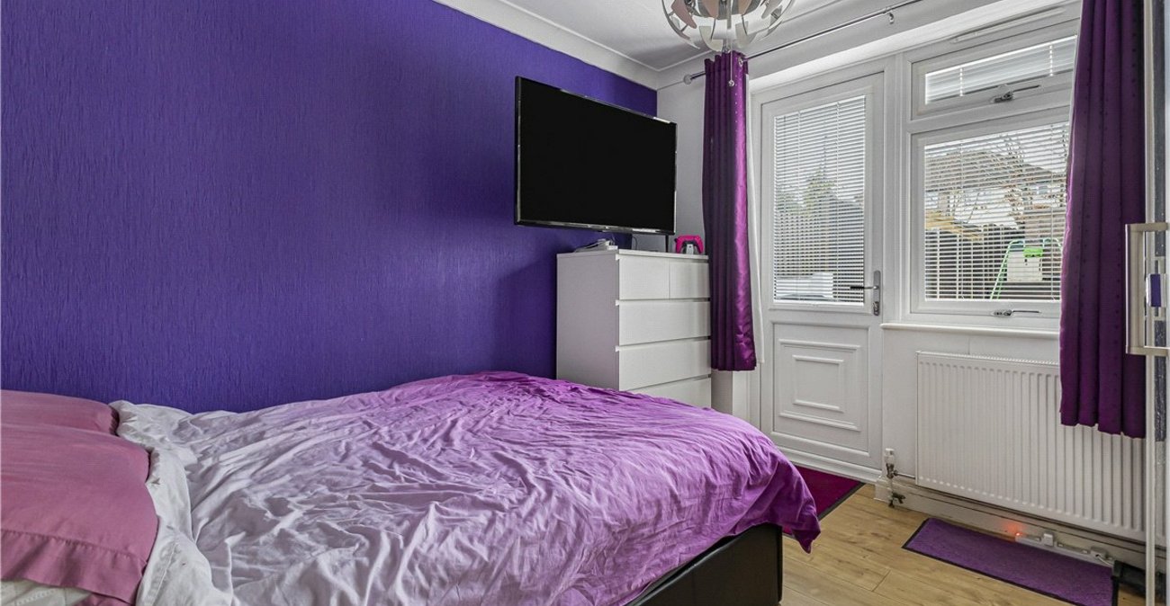 2 bedroom property for sale in Orpington | Robinson Jackson