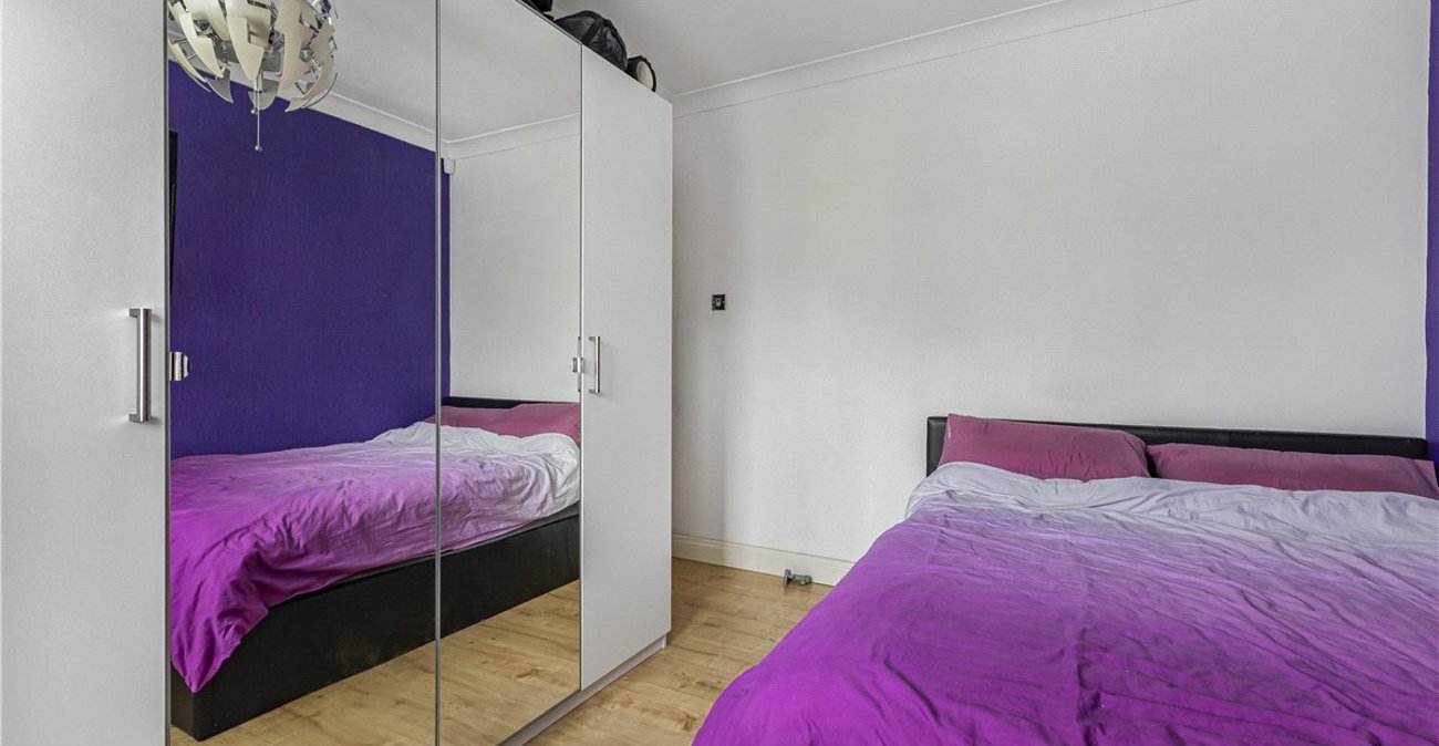 2 bedroom property for sale in Orpington | Robinson Jackson