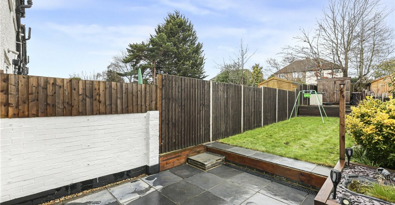 2 bedroom property for sale in Orpington | Robinson Jackson
