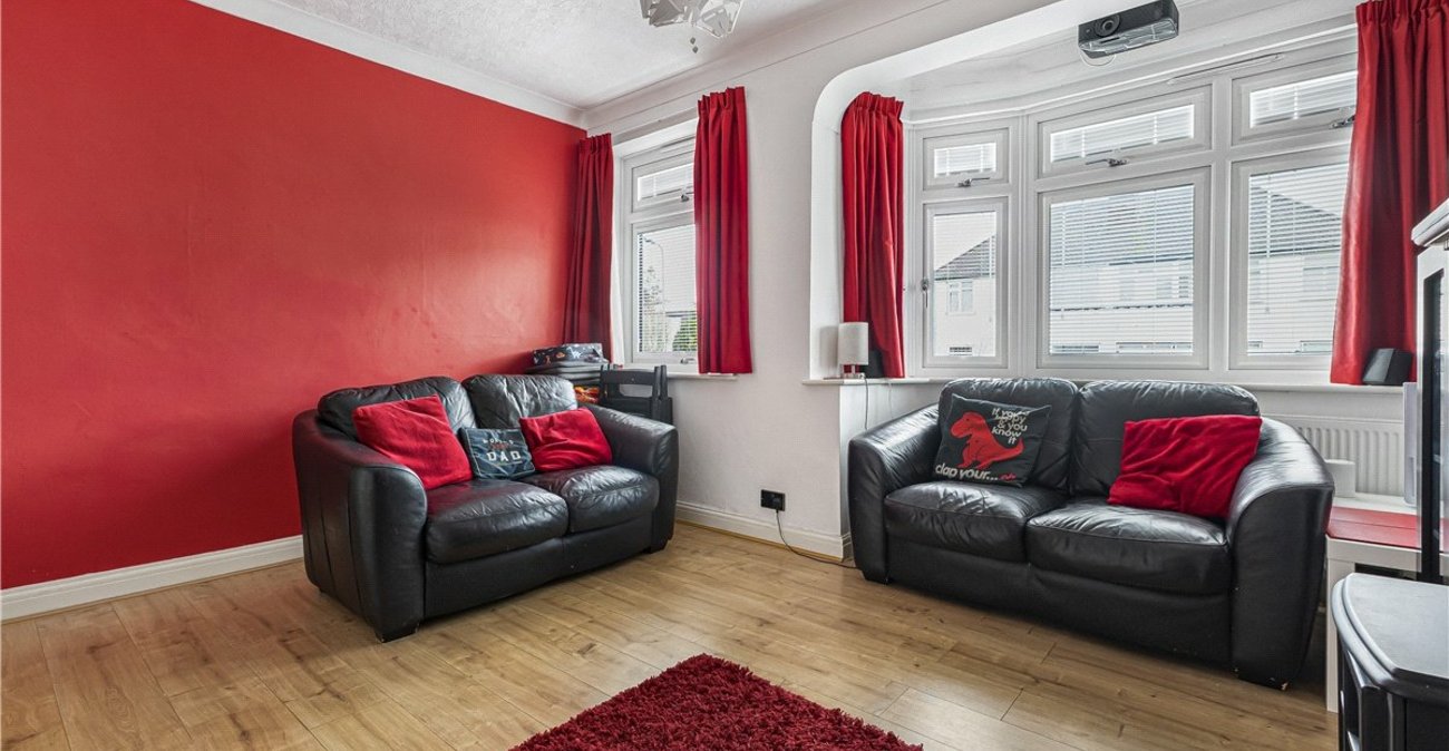 2 bedroom property for sale in Orpington | Robinson Jackson