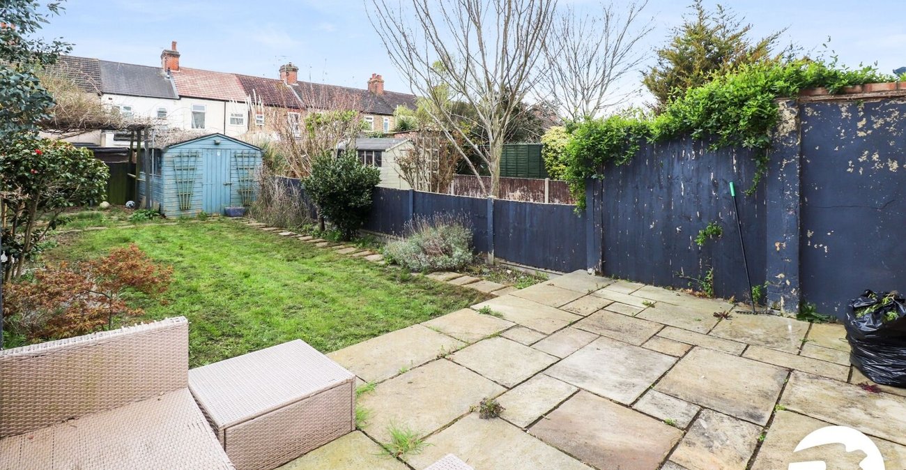 3 bedroom house for sale in Belvedere | Robinson Jackson