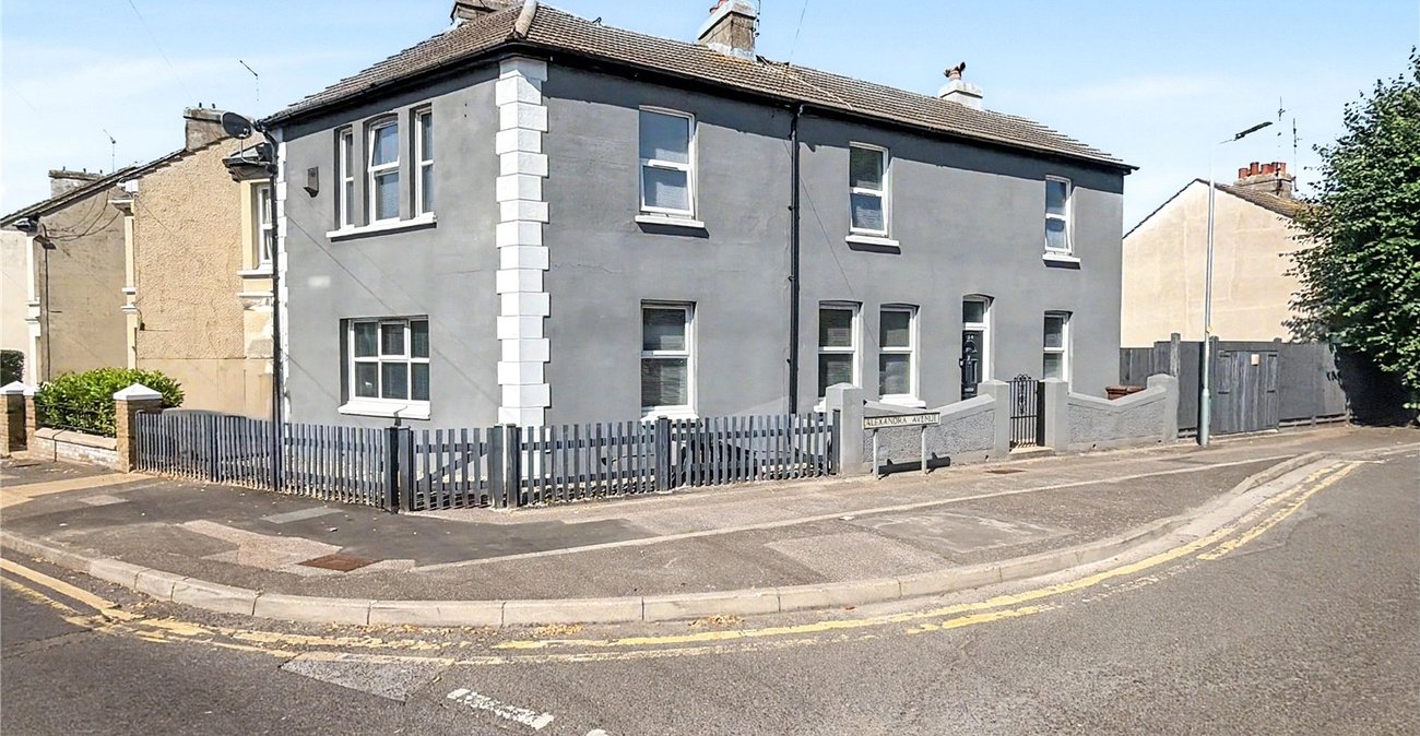 4 bedroom house for sale in Gillingham | Robinson Michael & Jackson