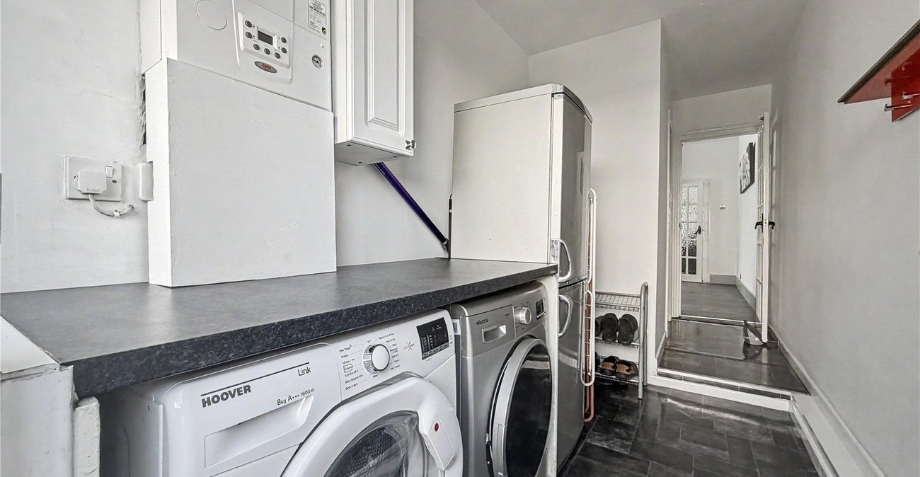 4 bedroom house for sale in Gillingham | Robinson Michael & Jackson