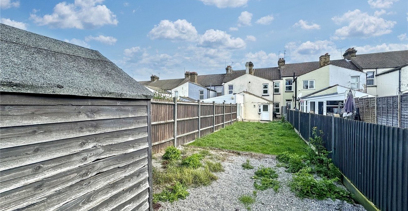 3 bedroom house for sale in Gillingham | Robinson Michael & Jackson