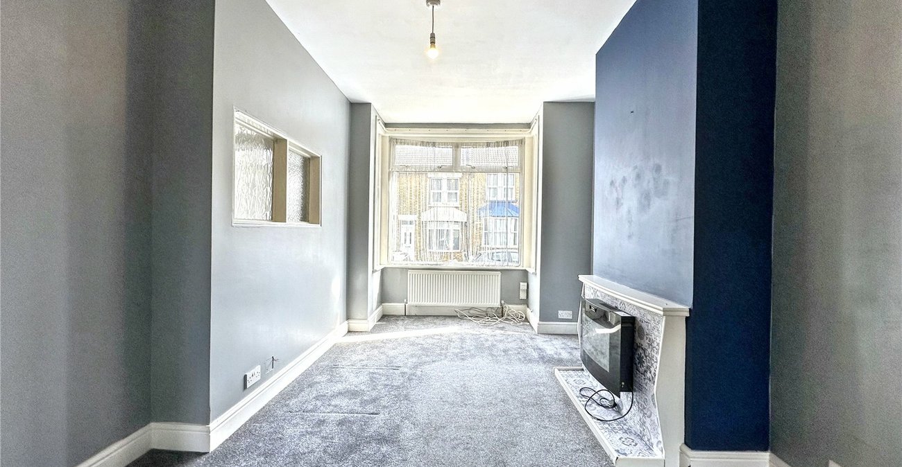 3 bedroom house for sale in Gillingham | Robinson Michael & Jackson