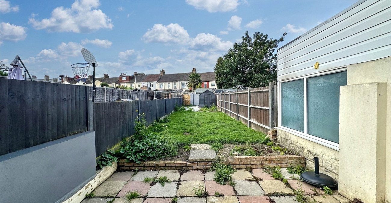 3 bedroom house for sale in Gillingham | Robinson Michael & Jackson