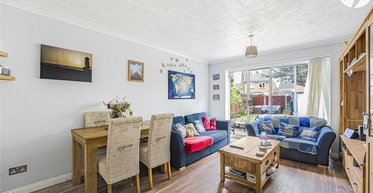 2 bedroom house for sale in Dartford | Robinson Jackson