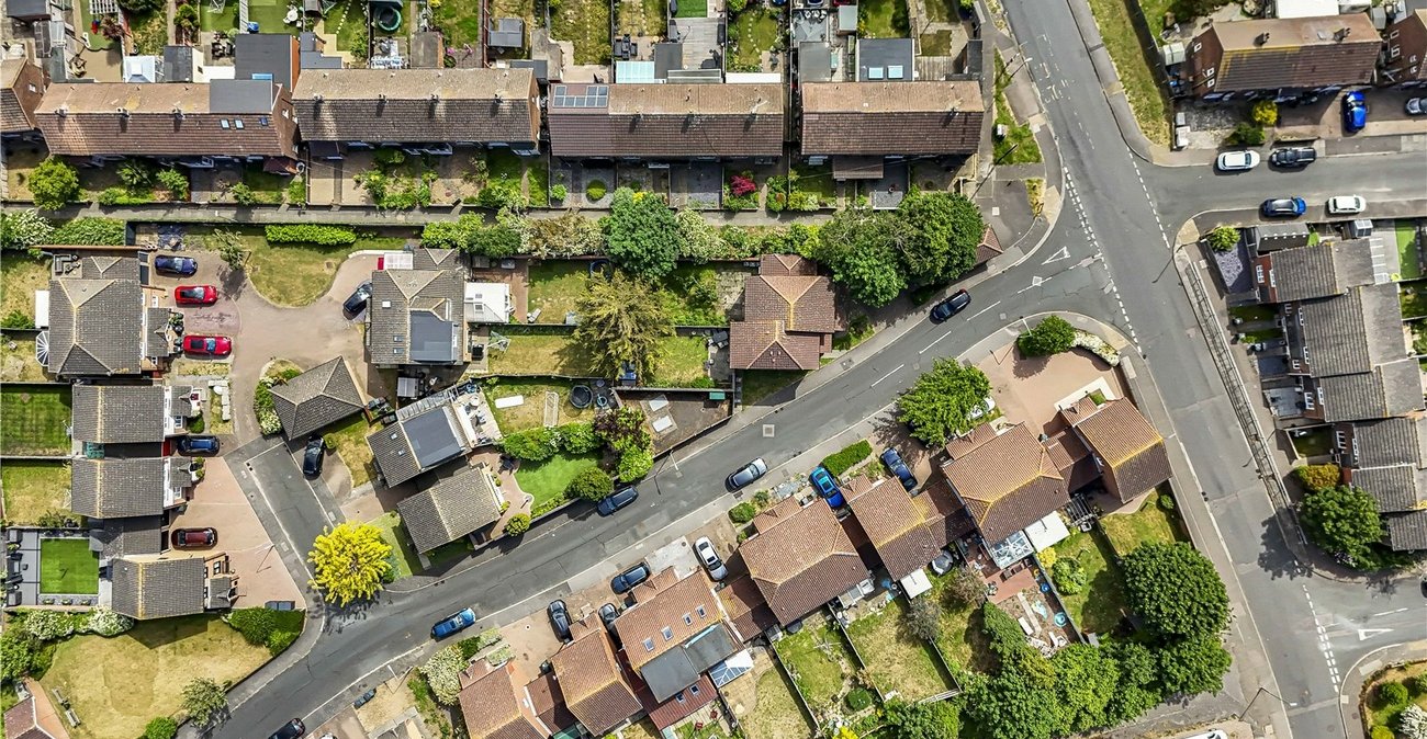 2 bedroom house for sale in Dartford | Robinson Jackson