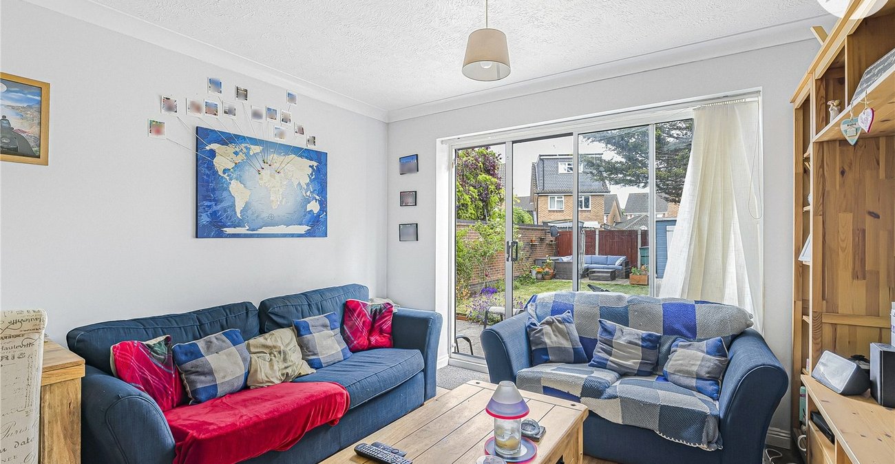 2 bedroom house for sale in Dartford | Robinson Jackson