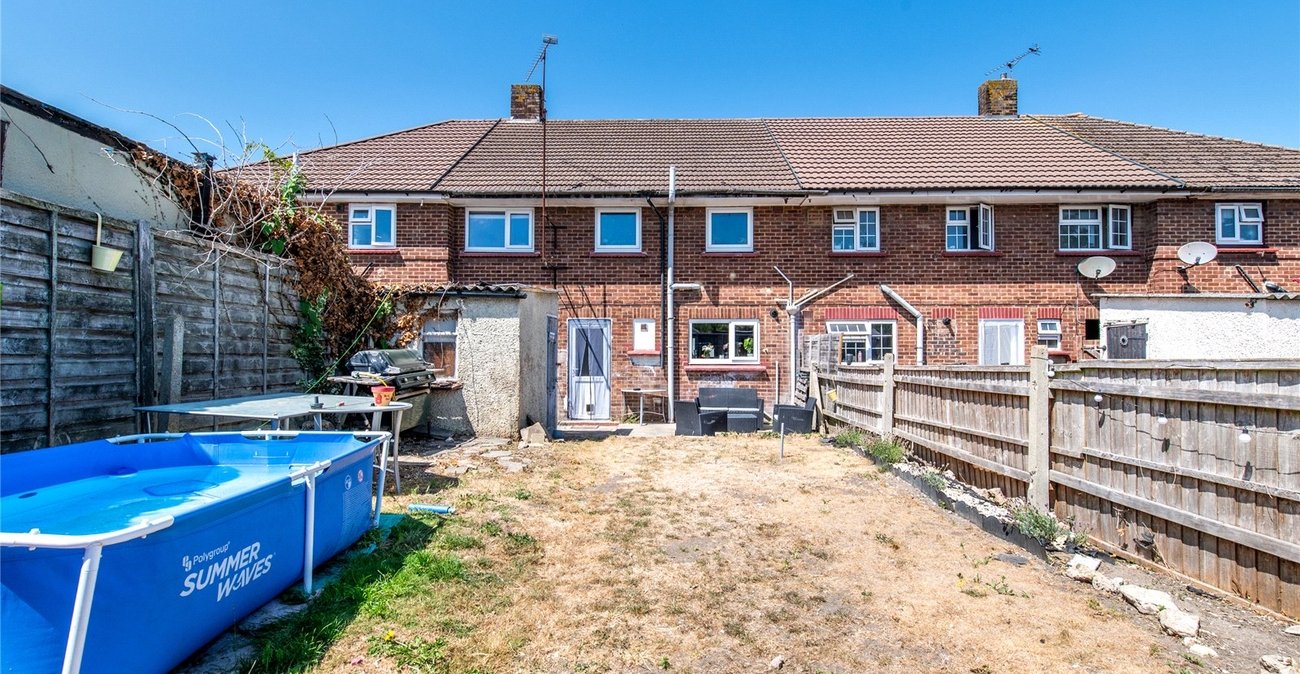 4 bedroom house for sale in Gravesend | Robinson Michael & Jackson