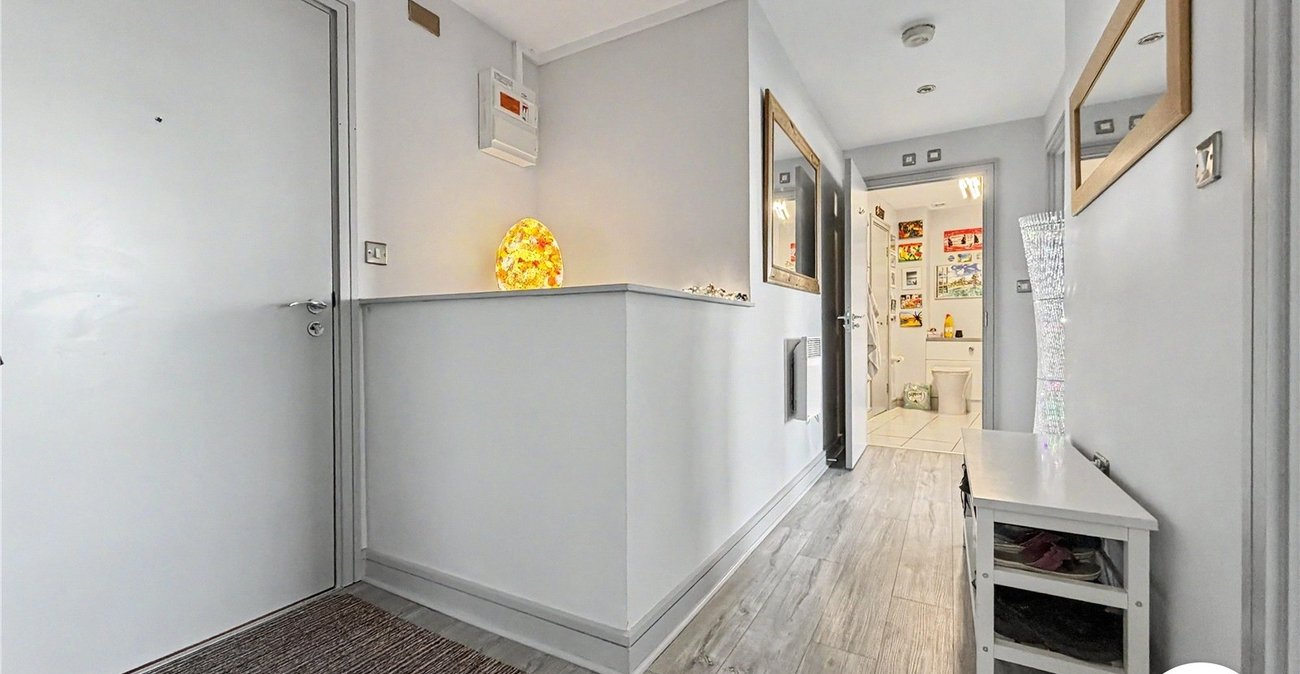 2 bedroom property for sale in Chatham | Robinson Michael & Jackson